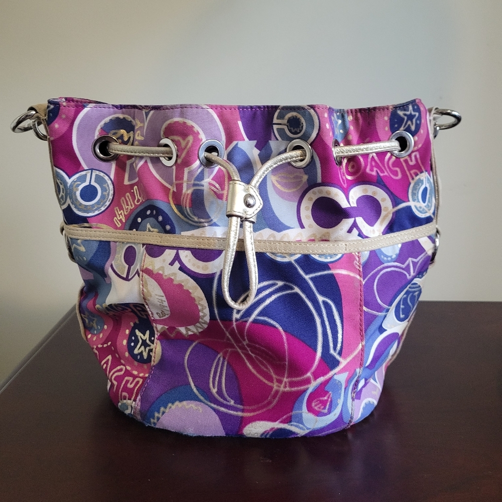 Coach Bucket Bag